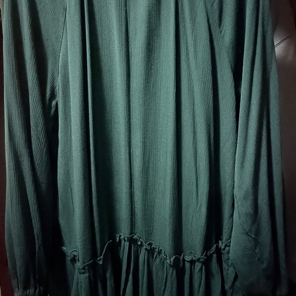 Emerald Lace Long Sleeve Blouse - Picture 5 of 6
